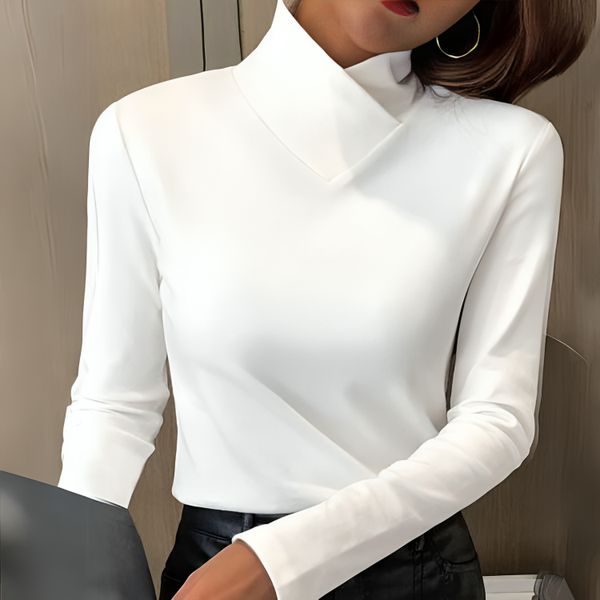 Beverley | Elegant Turtleneck Fit