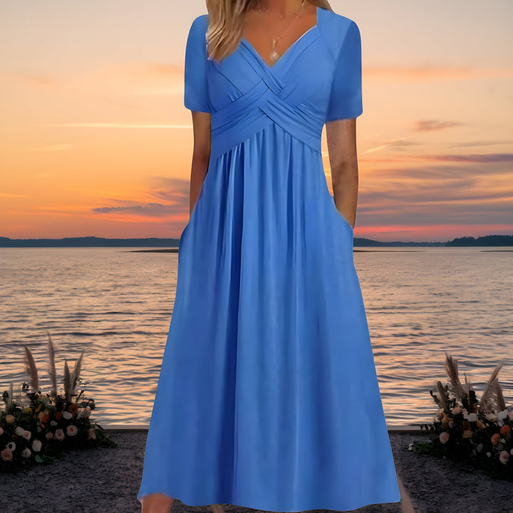 Silje™ | Elegant and Flattering Dress