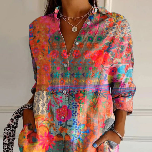 Annika | Colorful blouse with playful print