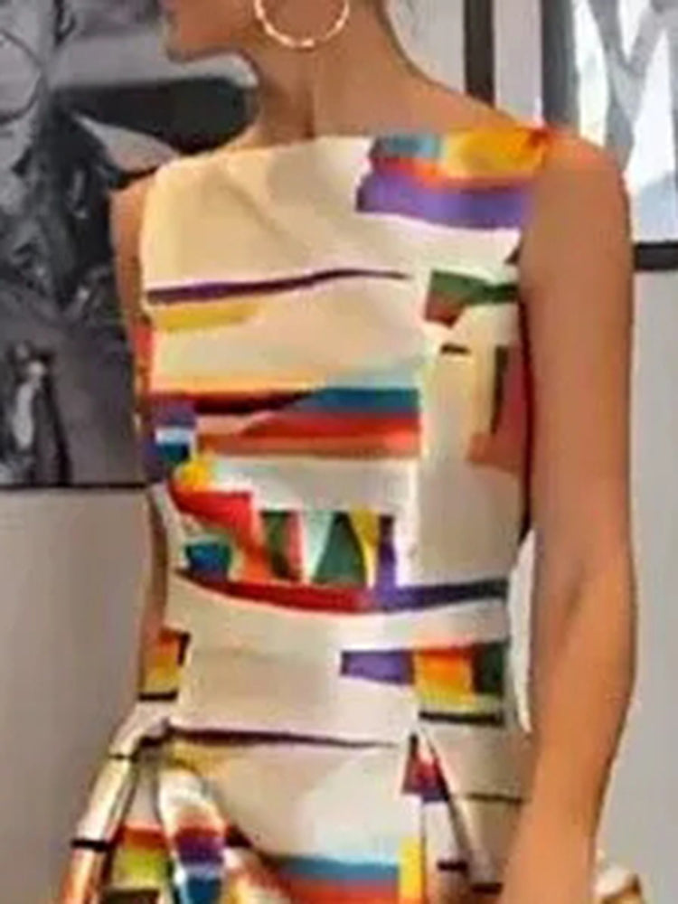 Isabeau™ Geometric Maxi Dress