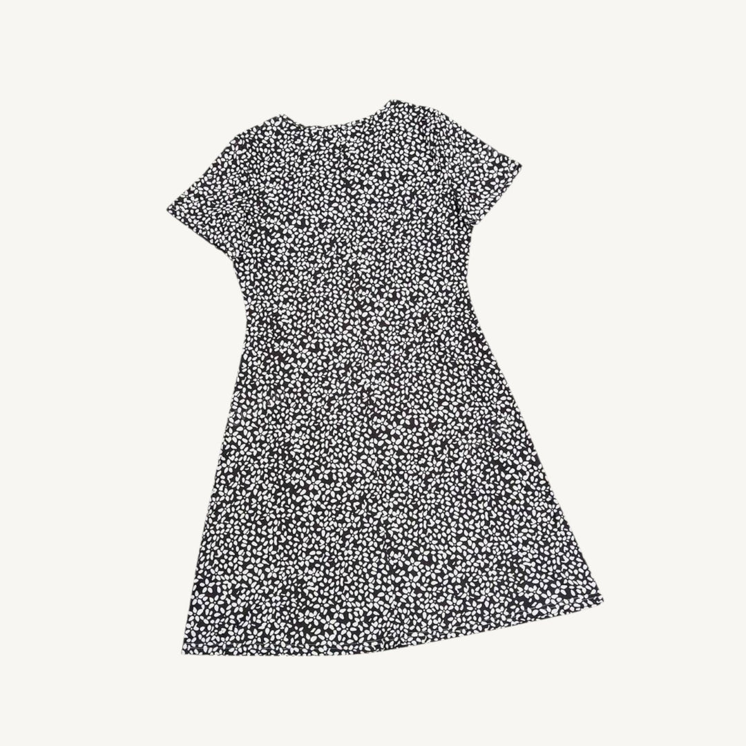 Linn™ | Elegant Summer Dress with Deep V-Neck