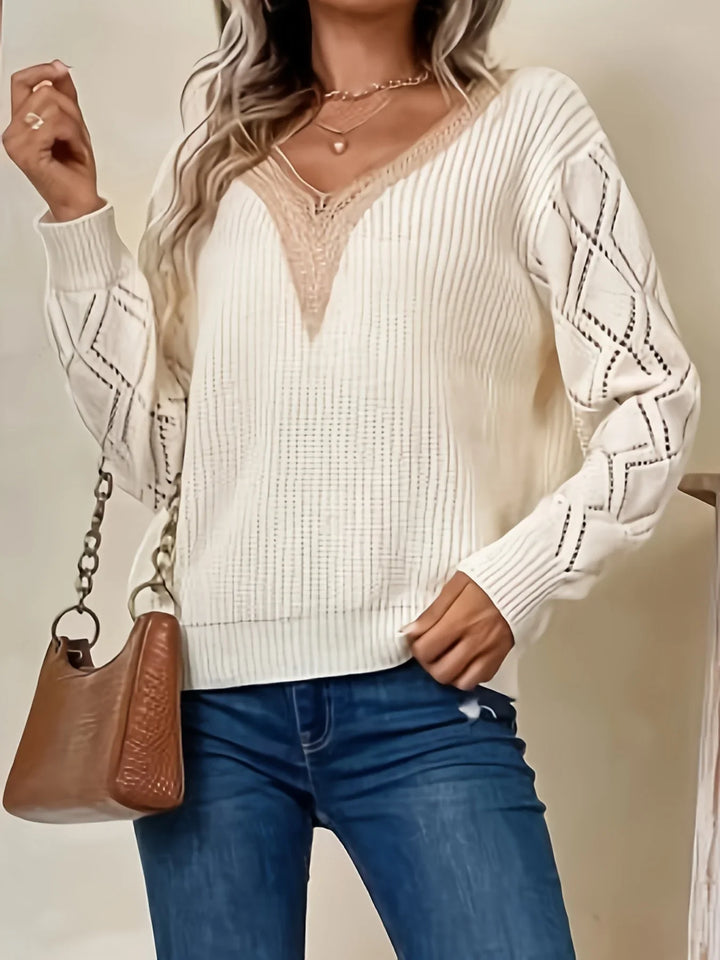 Elvira | Elegant sweater with lace details