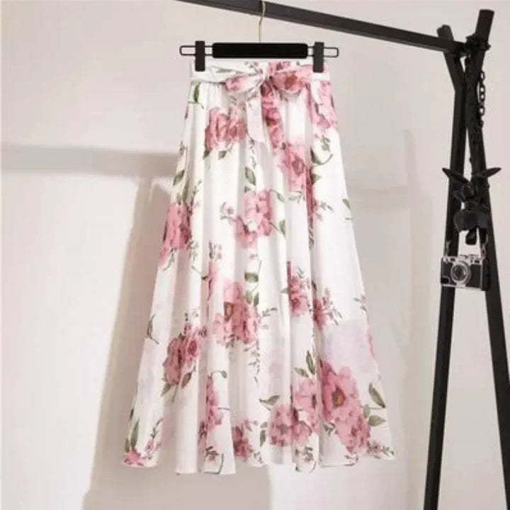 Aurelia | Midi skirt with playful elegance