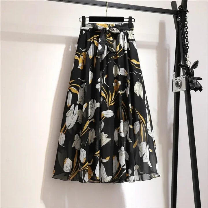 Aurelia | Midi skirt with playful elegance