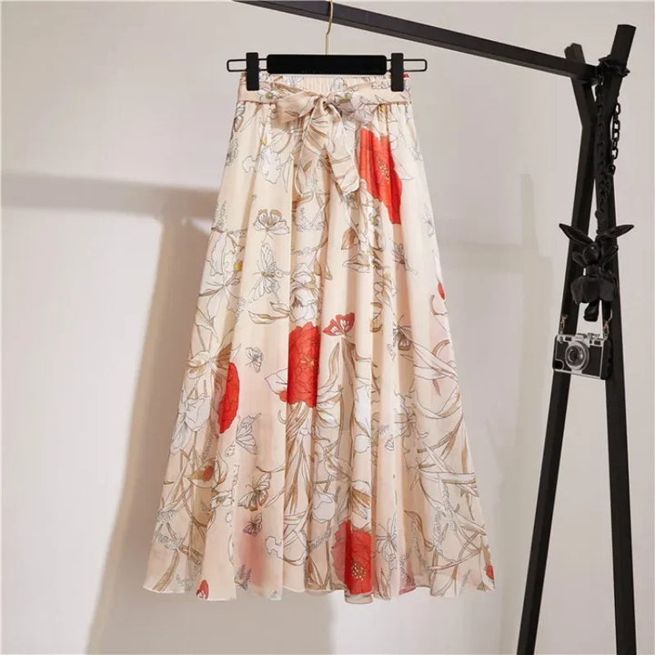 Aurelia | Midi skirt with playful elegance