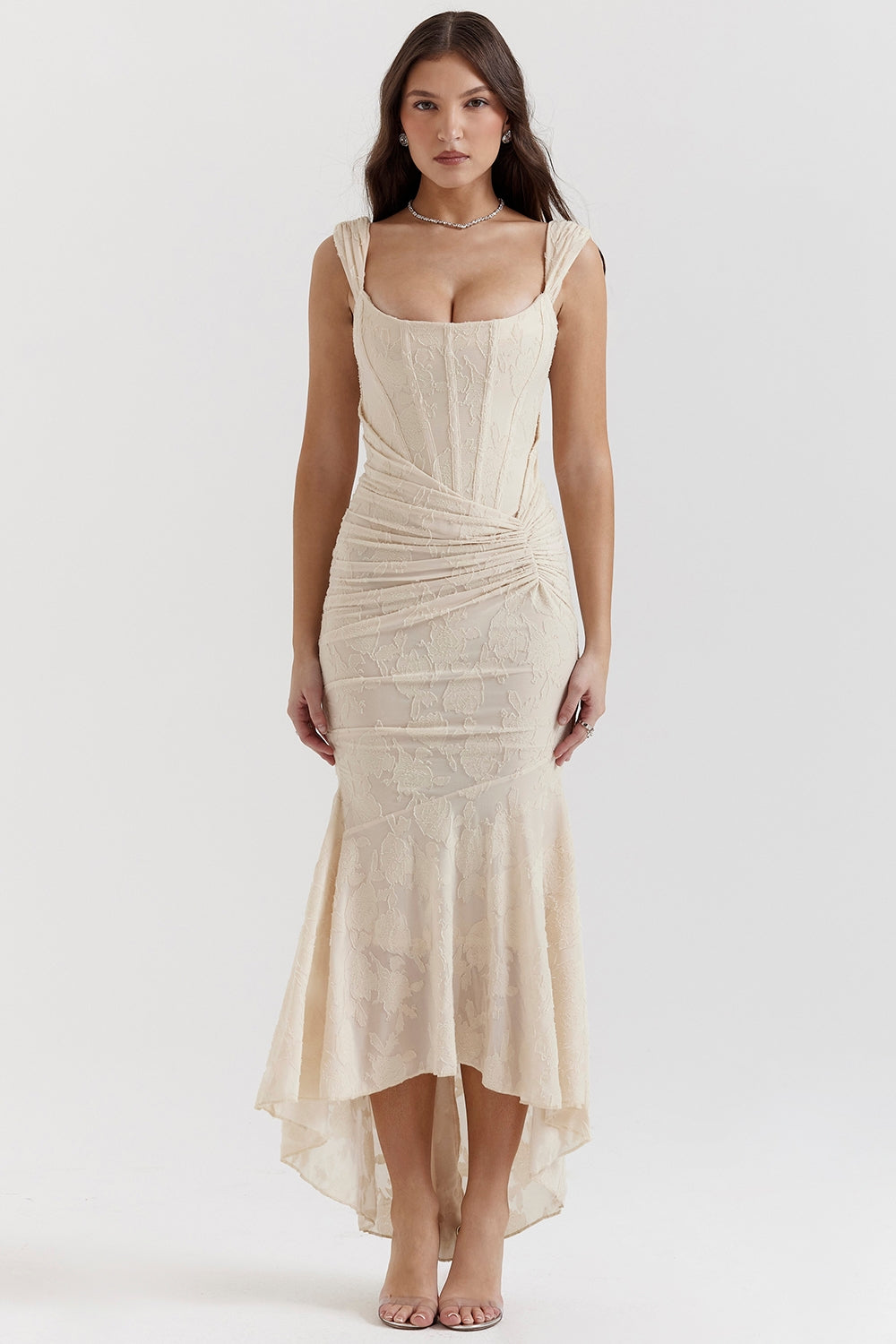 Bente vee™ | Elegant Long Dress with Corset Silhouette