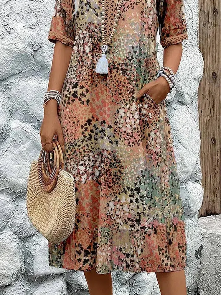 Helen | Elegant maxi dress with playful floral print