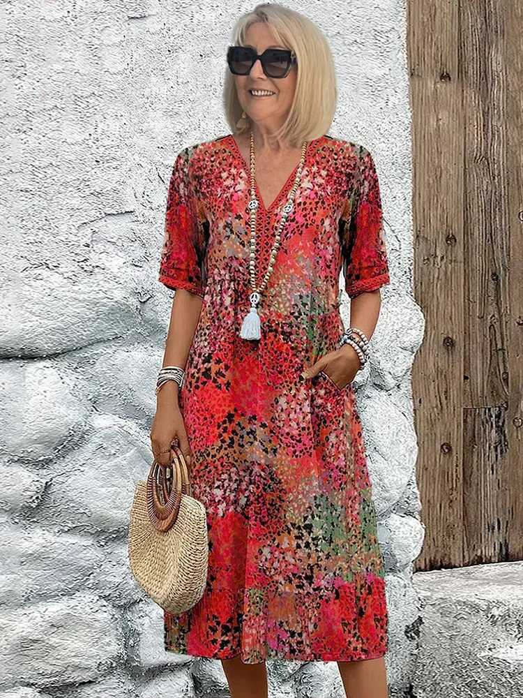 Helen | Elegant maxi dress with playful floral print