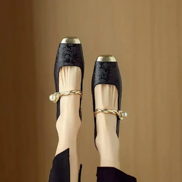 Cecilia™ | Timeless Comfort Shoes