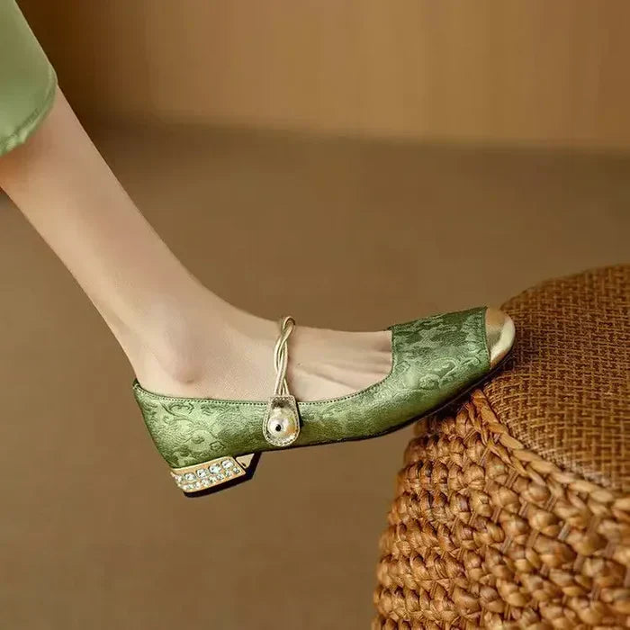 Cecilia™ | Timeless Comfort Shoes