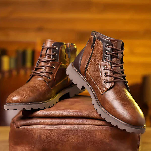 Jethro | Boots in Raw Leather
