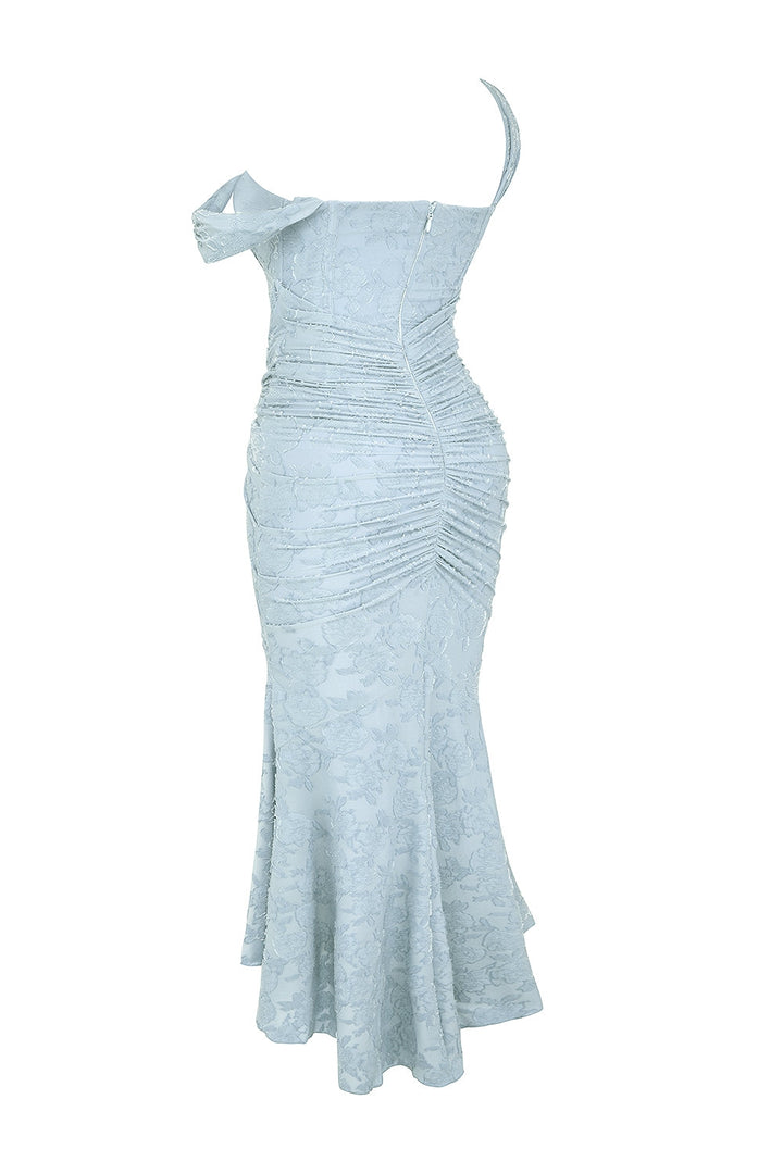 Bente vee™ | Elegant Long Dress with Corset Silhouette